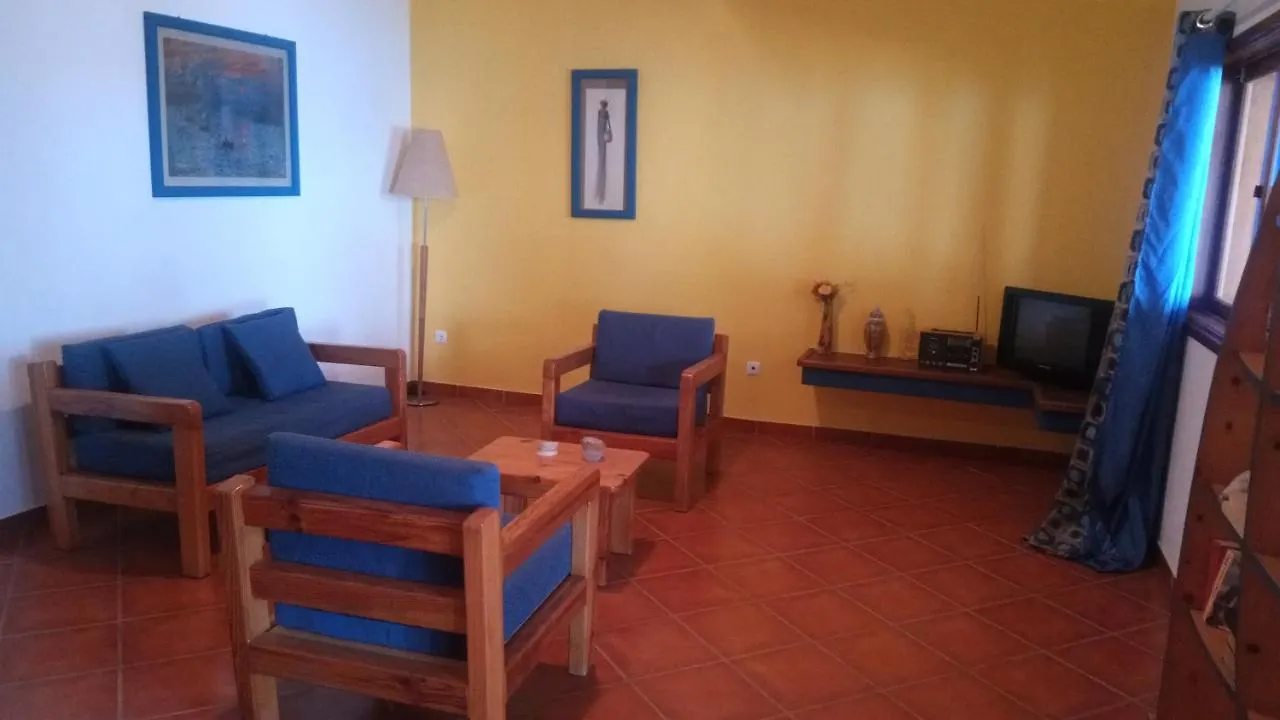 Отель La Casa Di Franco Tarrafal